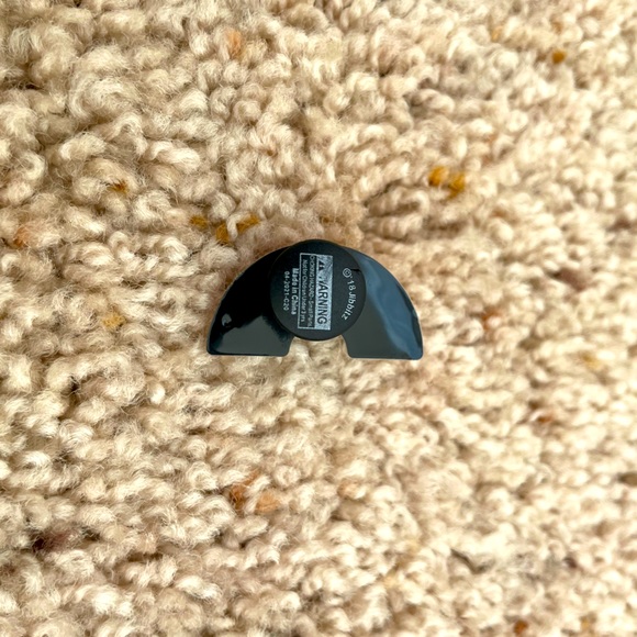 BOGO🥳 🌈 Jibbitz Rainbow - Picture 2 of 2